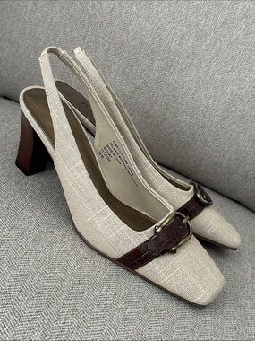 Etienne Aigner Beige Heels with Brown Buckle